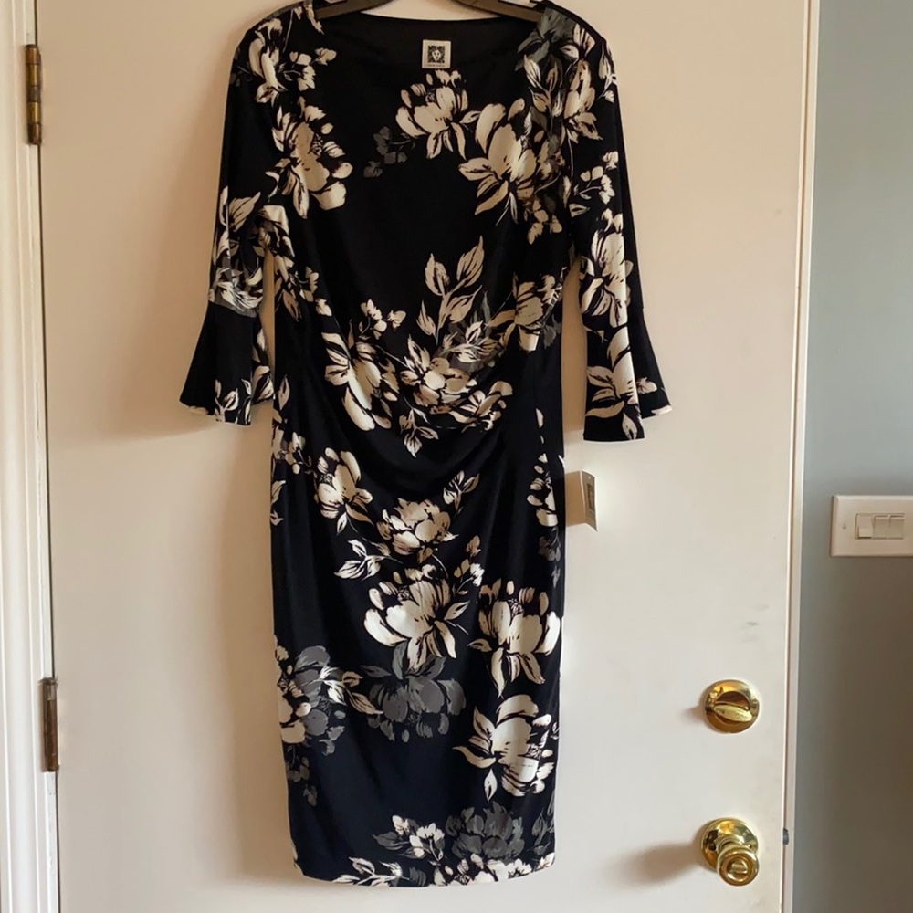 Anne Klein floral dress with beautiful floppy sleeves